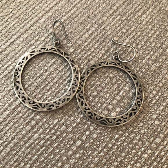 Silpada  1.25"  925 Sterling Hoop Earrings - Picture 5 of 5